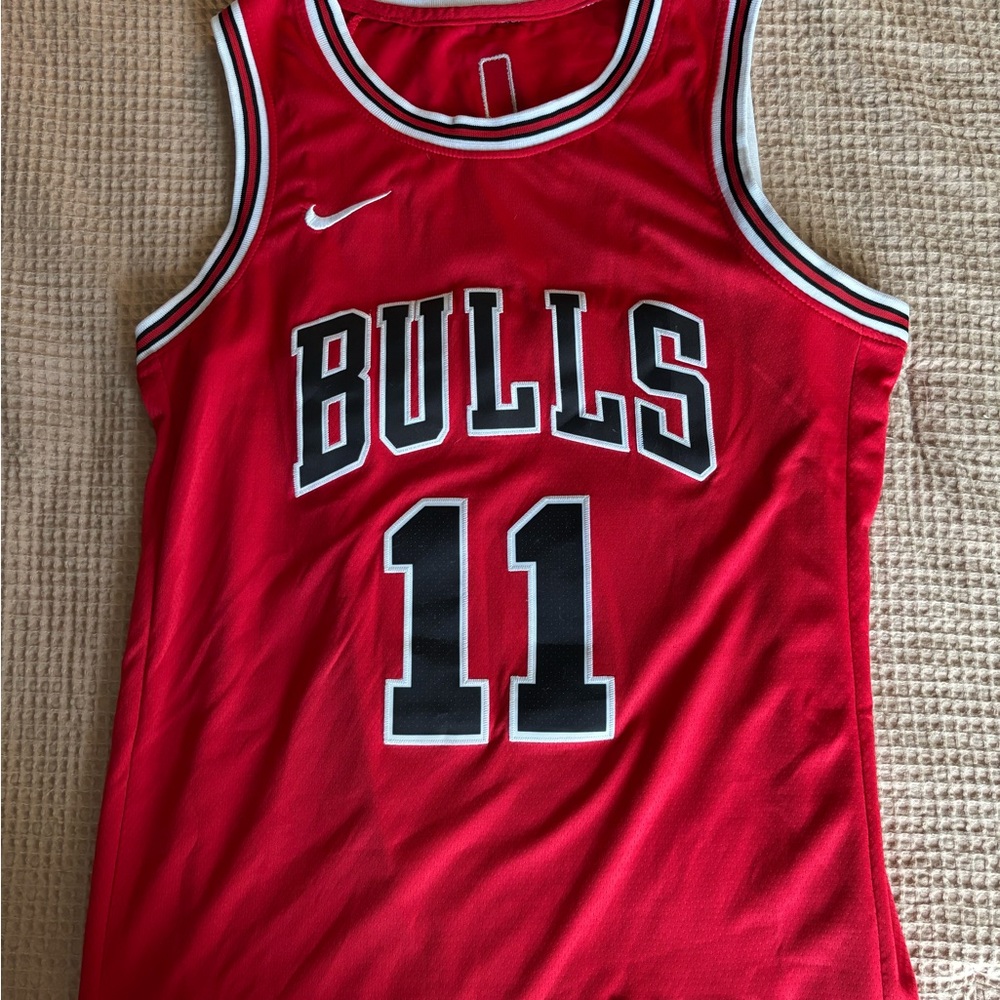 Men’s Size Large (50) Nike Demar DeRozan Chicago Bulls Jersey